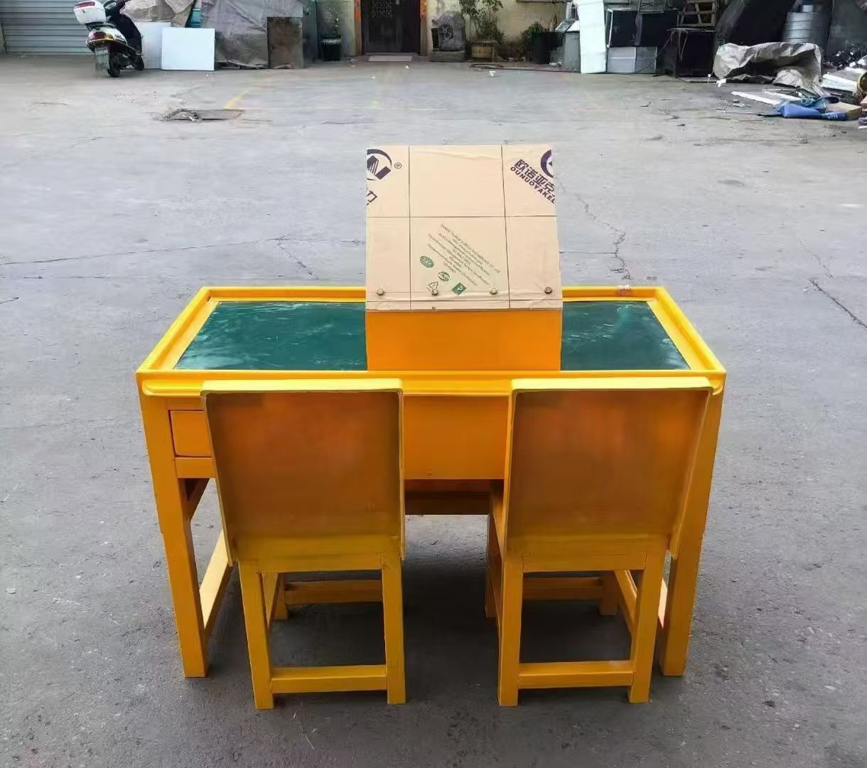 新市防静电导通桌井下煤矿火工品发放桌：危险品流转的安全守护者